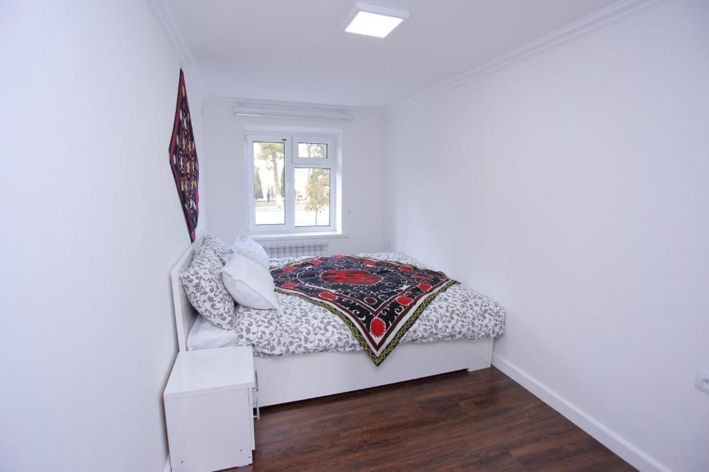 Overlooking Registan Square Luxury 2 Bedrooms Apartment Samarcanda Exterior foto